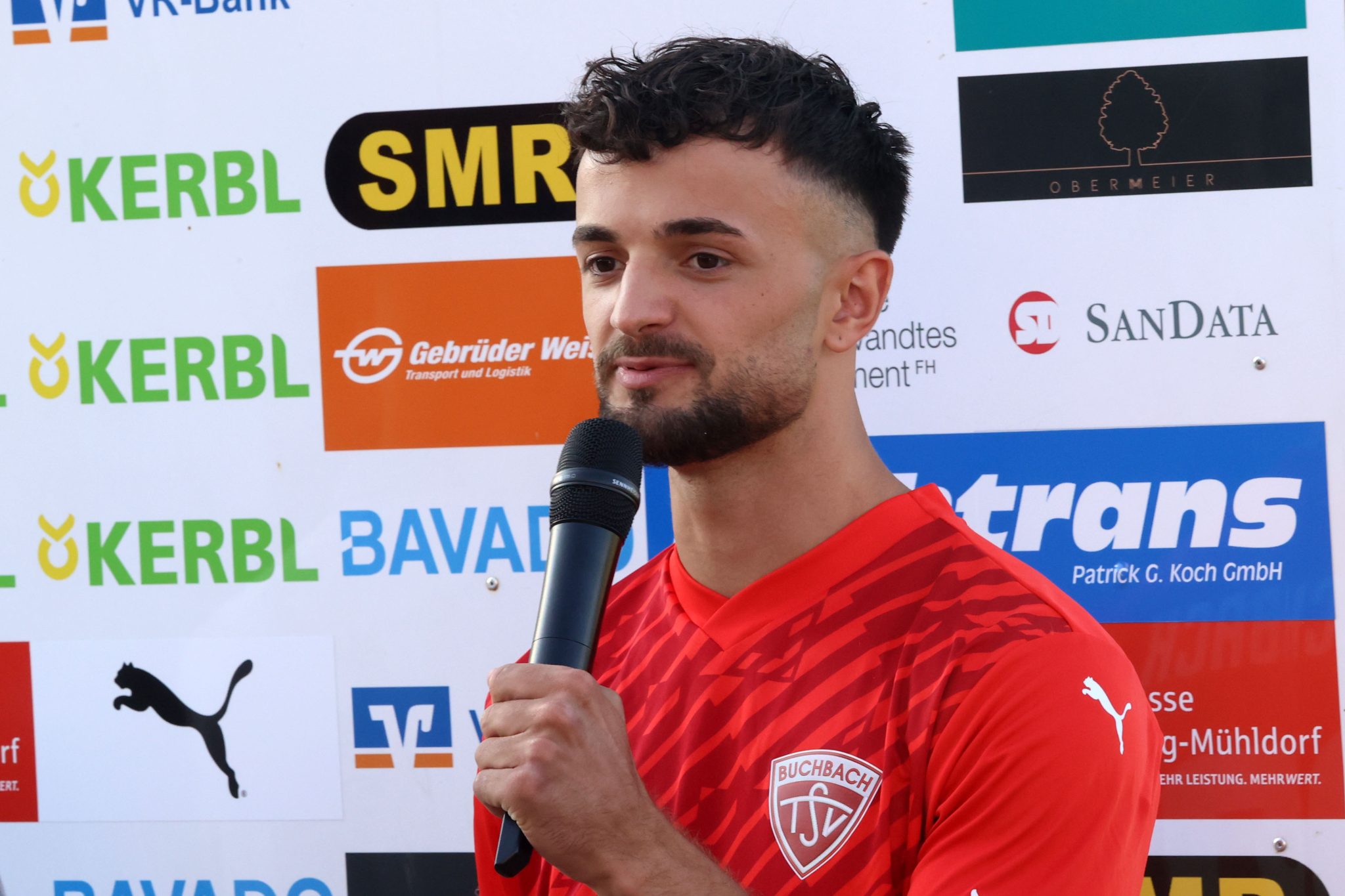 Buchbach macht halbes Dutzend voll TSV Buchbach RotWeisse